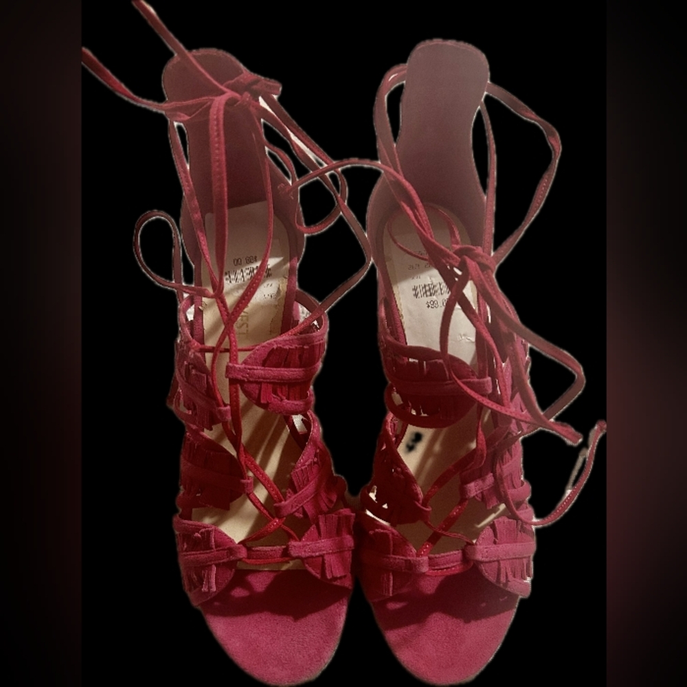 Chic Pink Lace-Up Women's Sandals